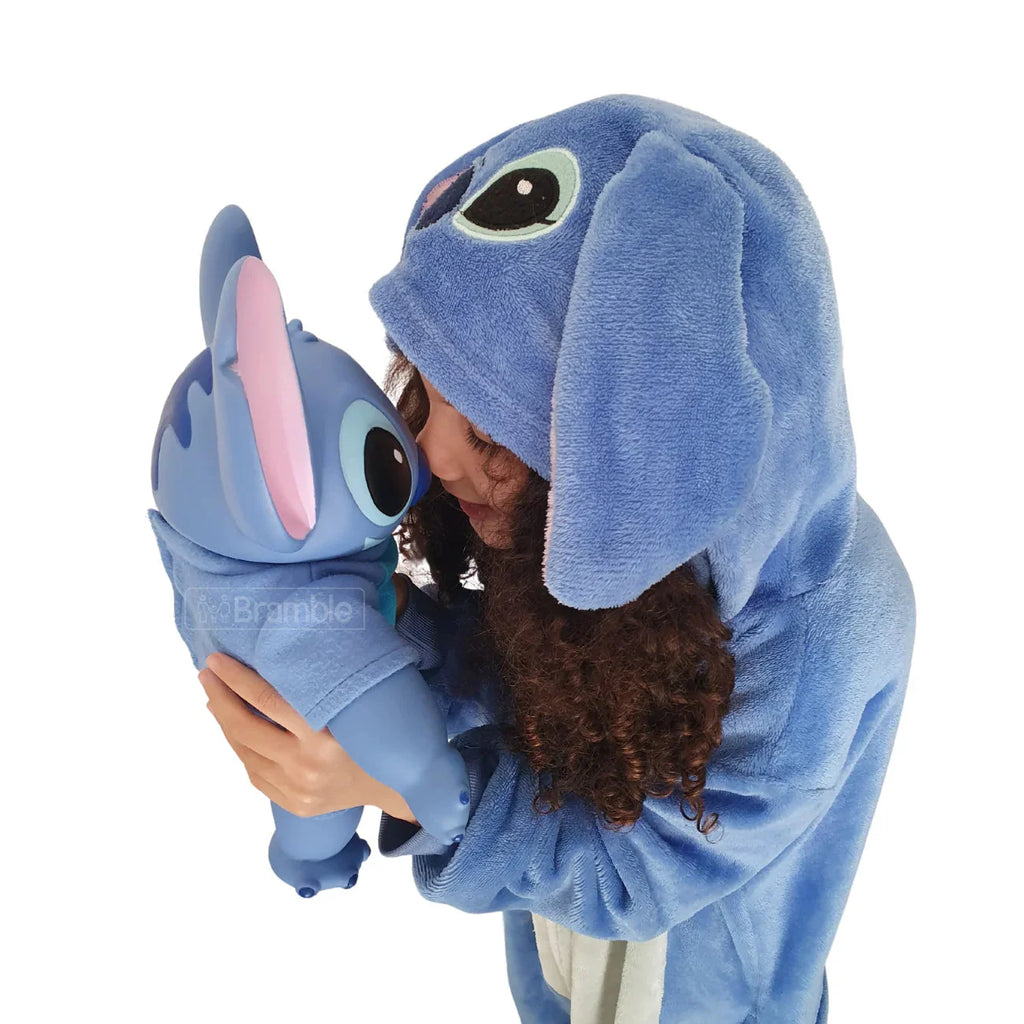 Boneco Stitch Pelúcia Original com Roupinha e Certidão de Nascimento Disney